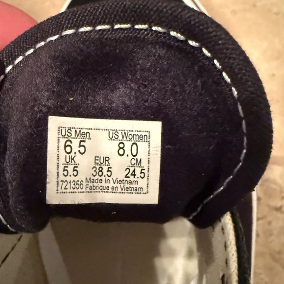 Old Skool Vans - Picture 5 of 5